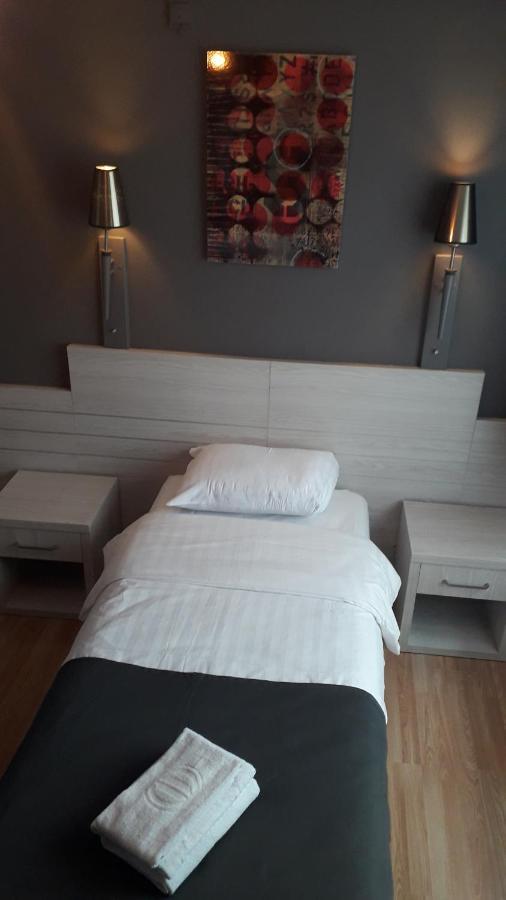 Hotel Auberge Van Strombeek Jette Exterior photo